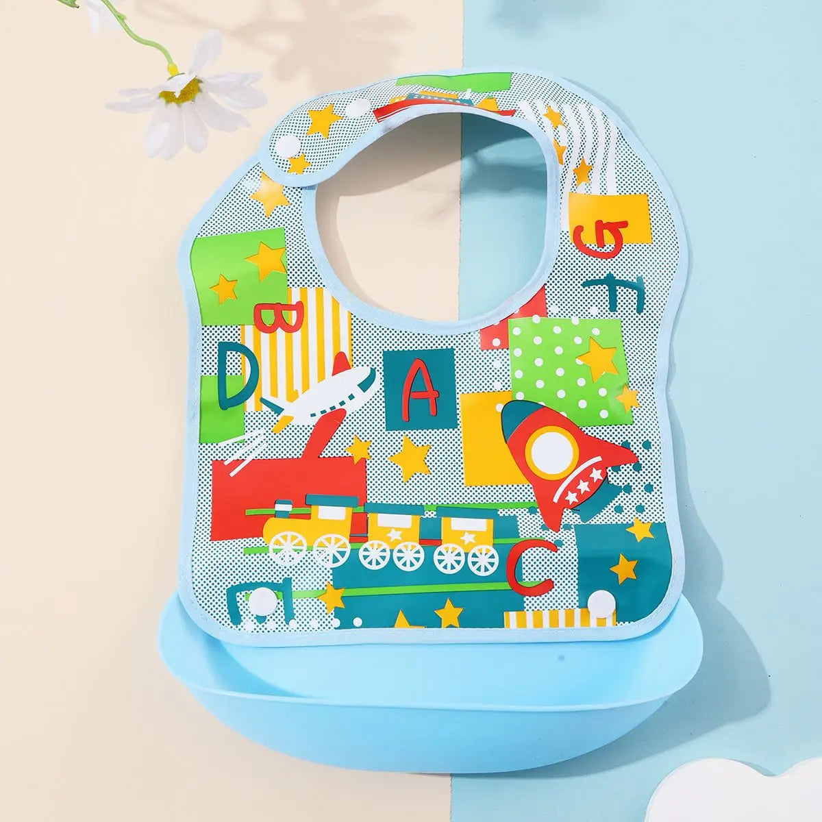 Bavoir imperméable pour bébé avec poche récupératrice – pratique, propre et détachable