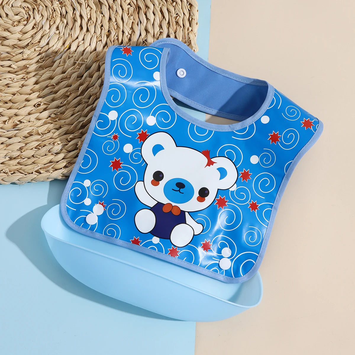 Bavoir imperméable pour bébé avec poche récupératrice – pratique, propre et détachable