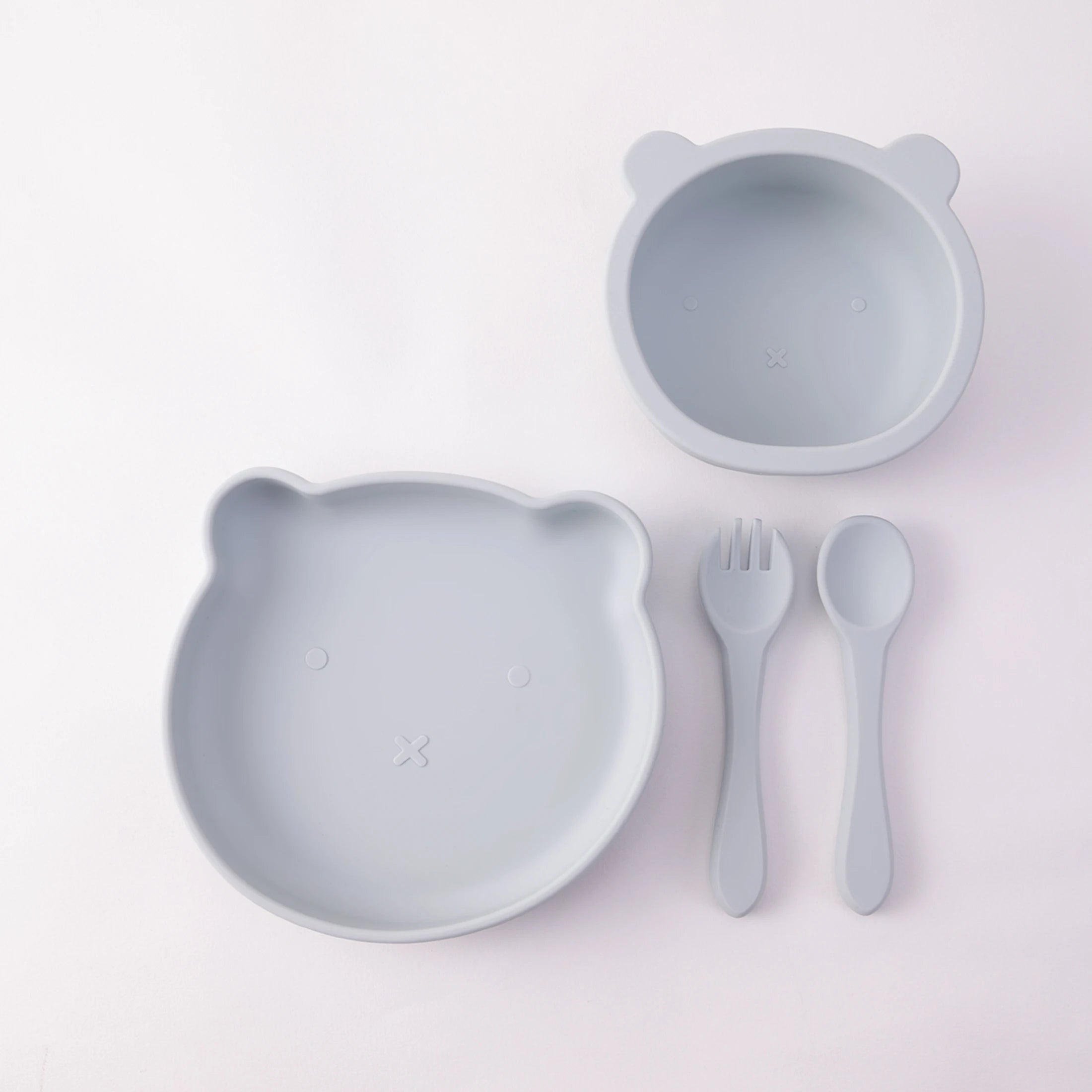 Kit repas bébé en silicone 4 pièces – Autonomie et sérénité