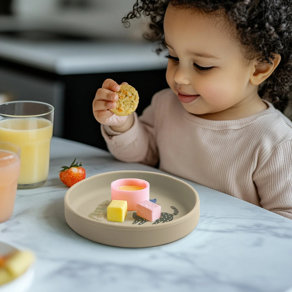 Assiette bébé en silicone – pratique, ludique et antidérapante